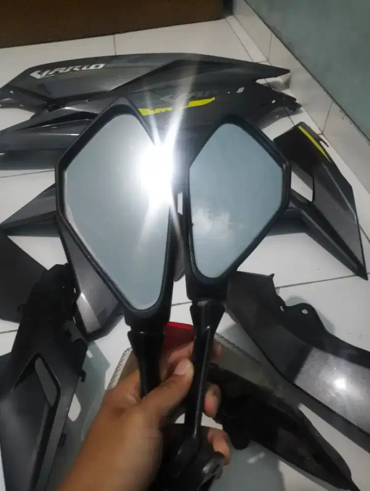 Spakbor depan , belakang dan spion r15 v3