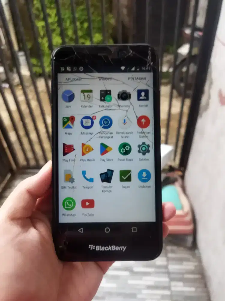 blackberry Aurora ram 4/32gb