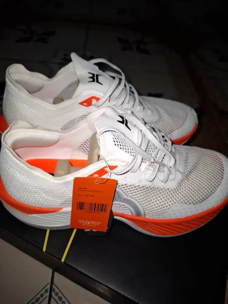 For Sale Sepatu Running Ortuseight Solar Premium!