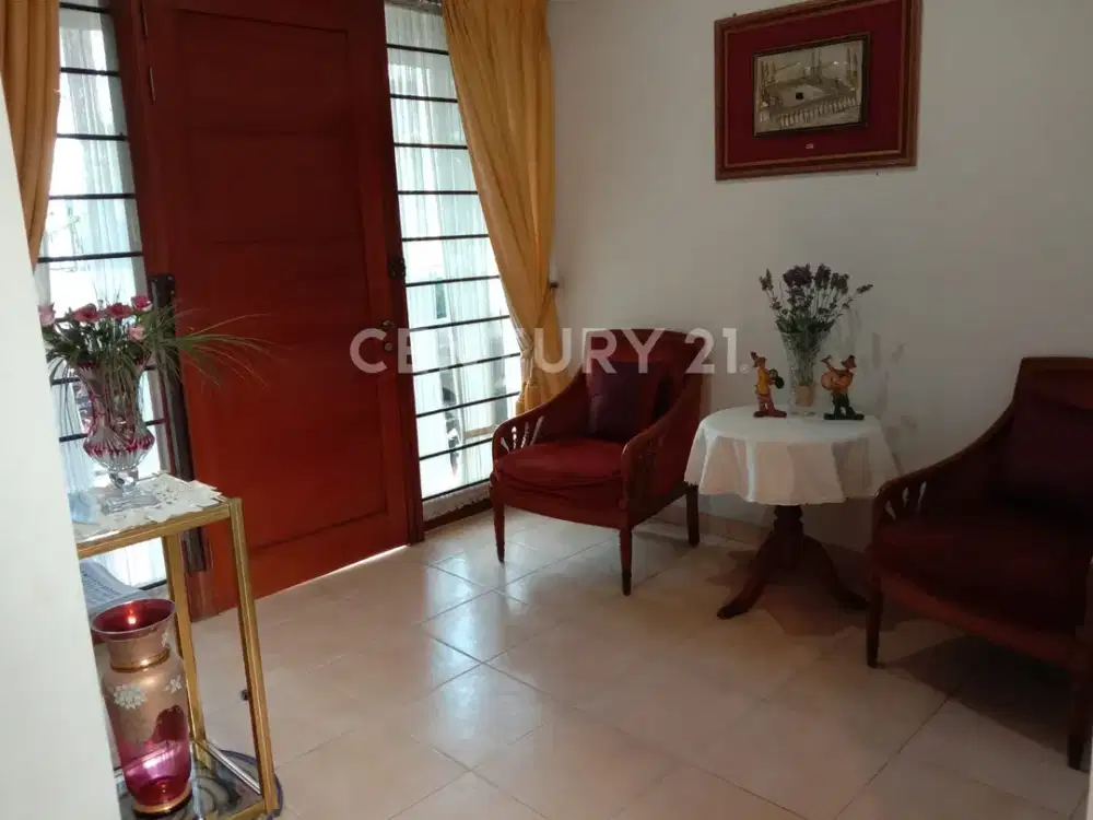 Rumah 2 Lantai Full Furnish Setraduta Bandung Utara
