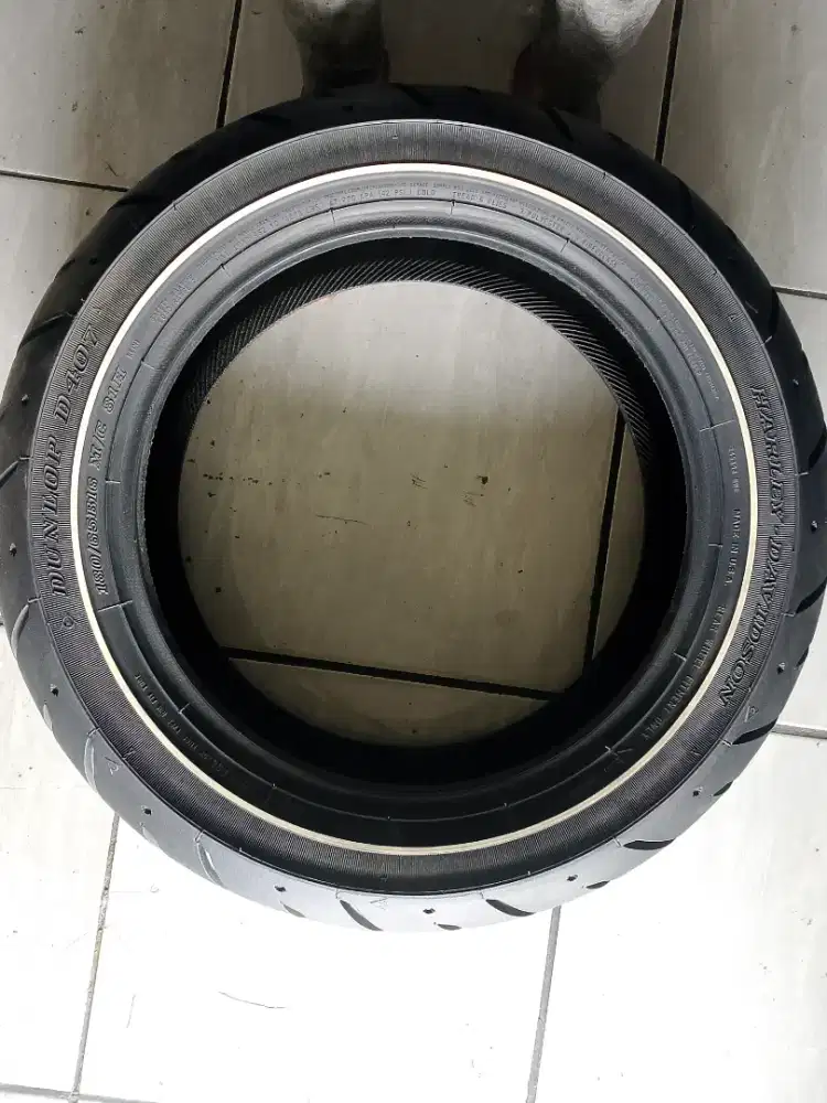 Ban belakang original Harley Davidson