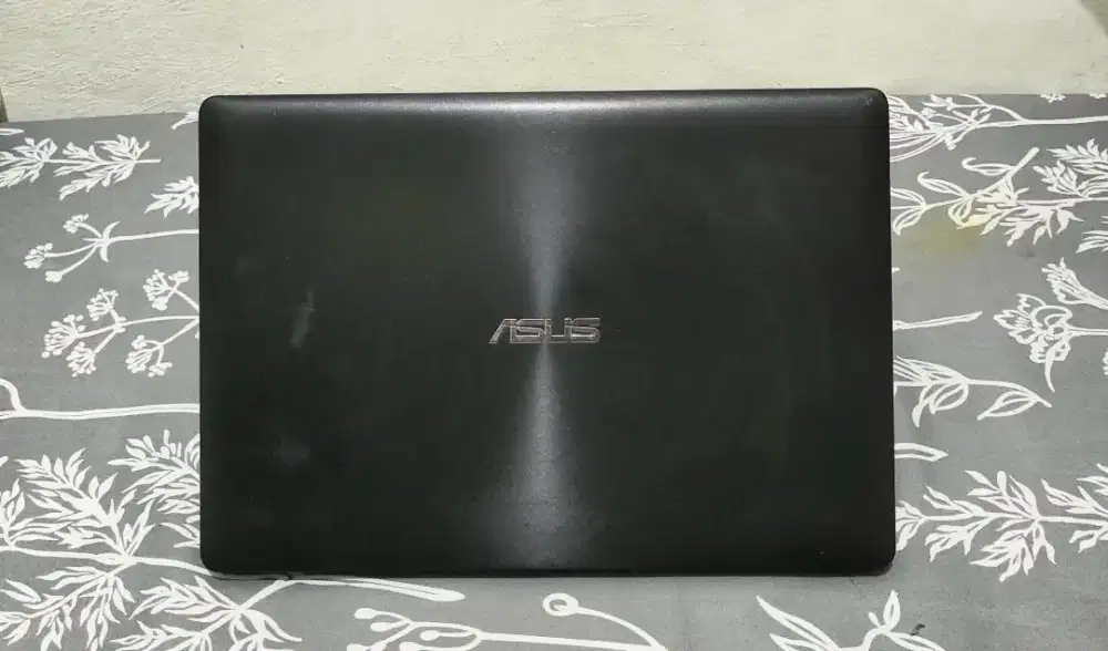 Asus x453m slim Intel n2840 ram4 hdd500 batre awet siap pakai