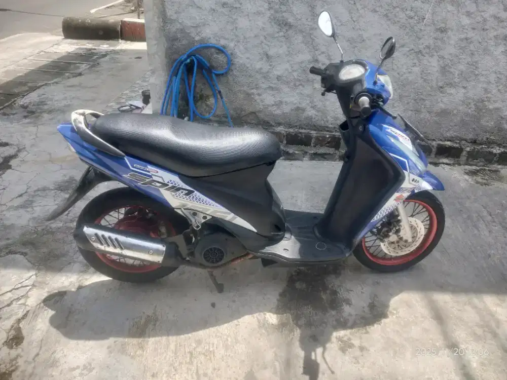 Di Jual Suzuki Spin 2008