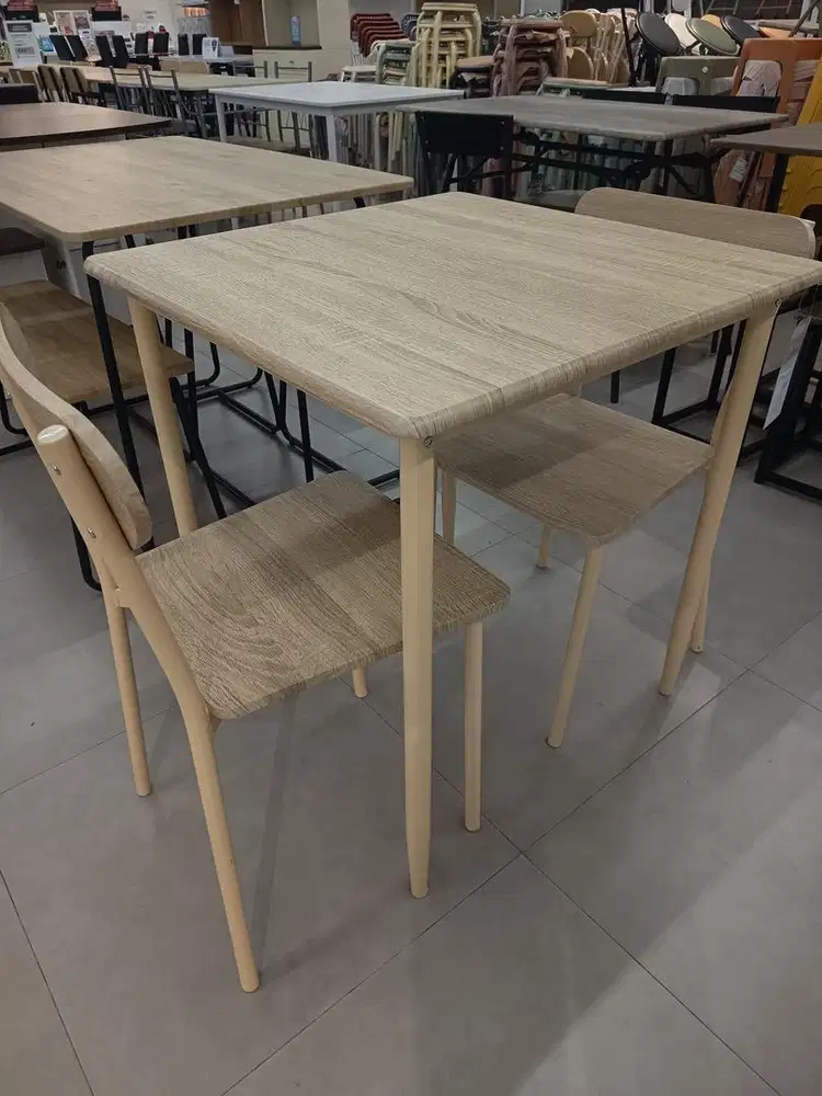 Selma Lamira Set Meja Makan 2 Kursi - Krem