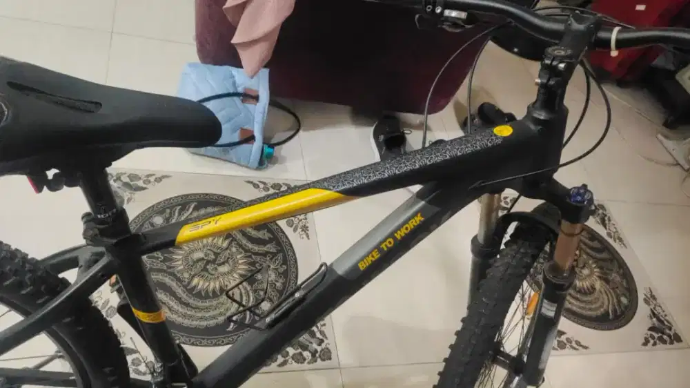 Sepeda bike tobwork spy