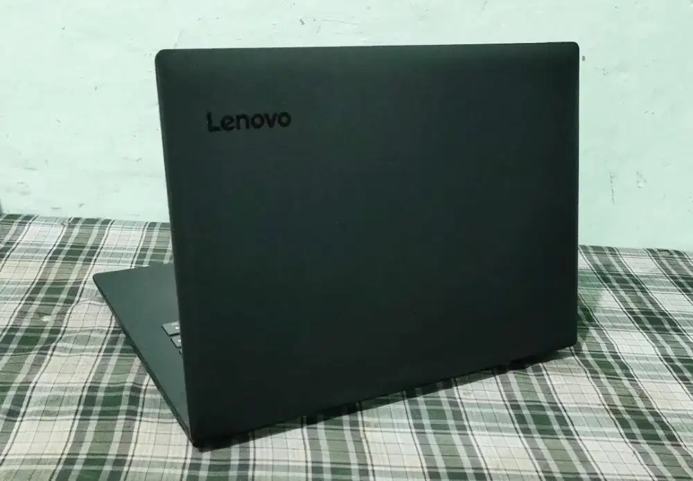 Lenovo Ideapad 130 slim AMD A4 gen9 ram4 hdd500 batre awet siap pakai