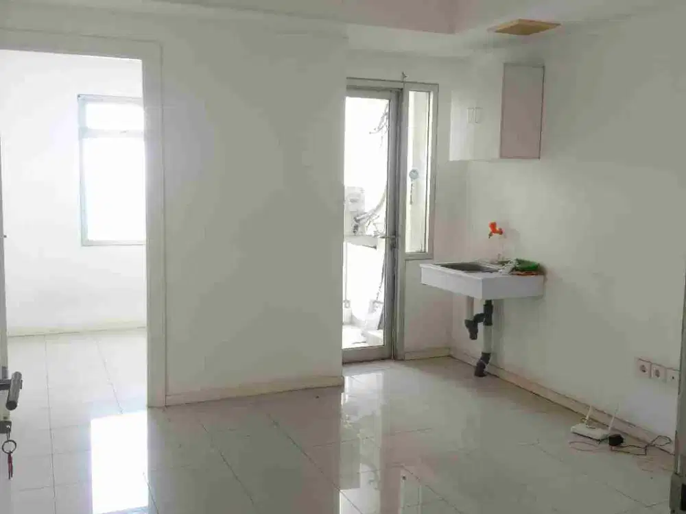 Dijual 2 Kamar Unfurnish Apartemen Green Lake Sunter View Danau