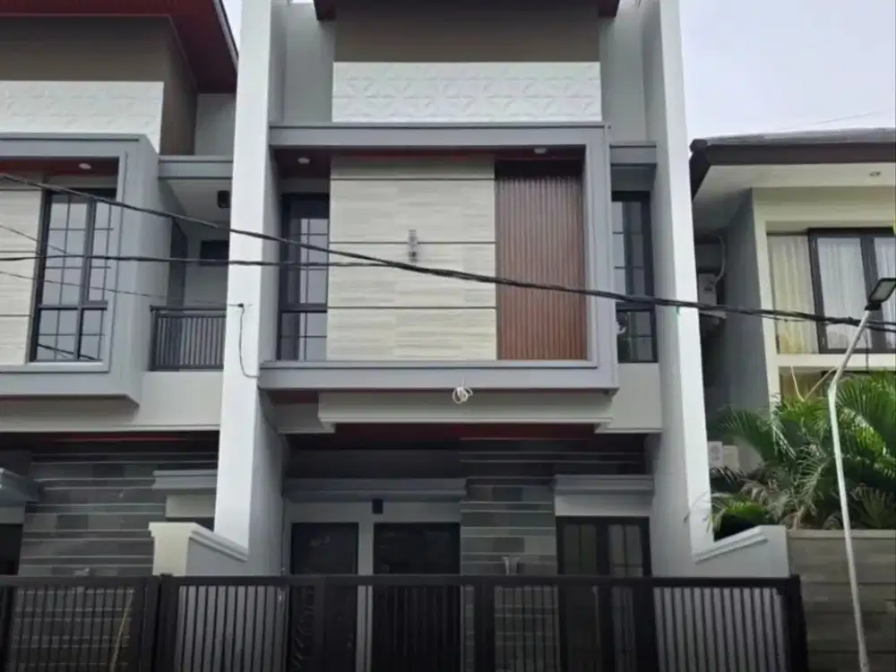 Rumah di Manyar Jaya NEW GRESS MINIMALIS STRATEGIS MODERN