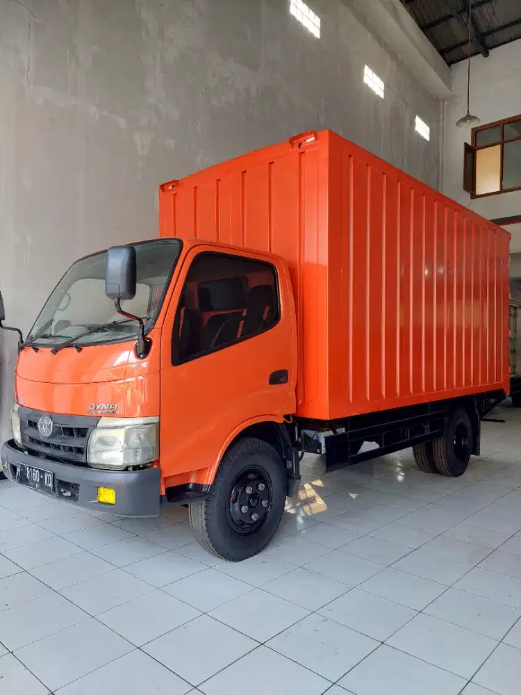 Toyota Dyna 6roda