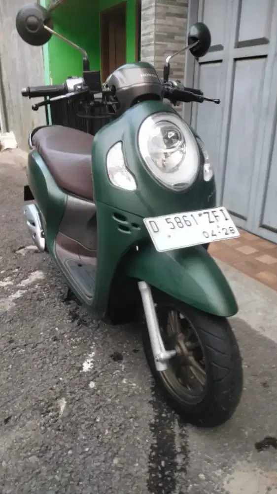 DIJUAL HONDA SCOOPY PRESTIGE THN 2023 WARNA HIJAU