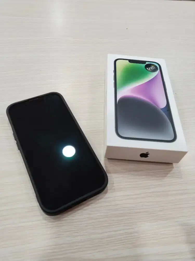 iPhone 14 128gb Like NEW!! Plus BONUS.