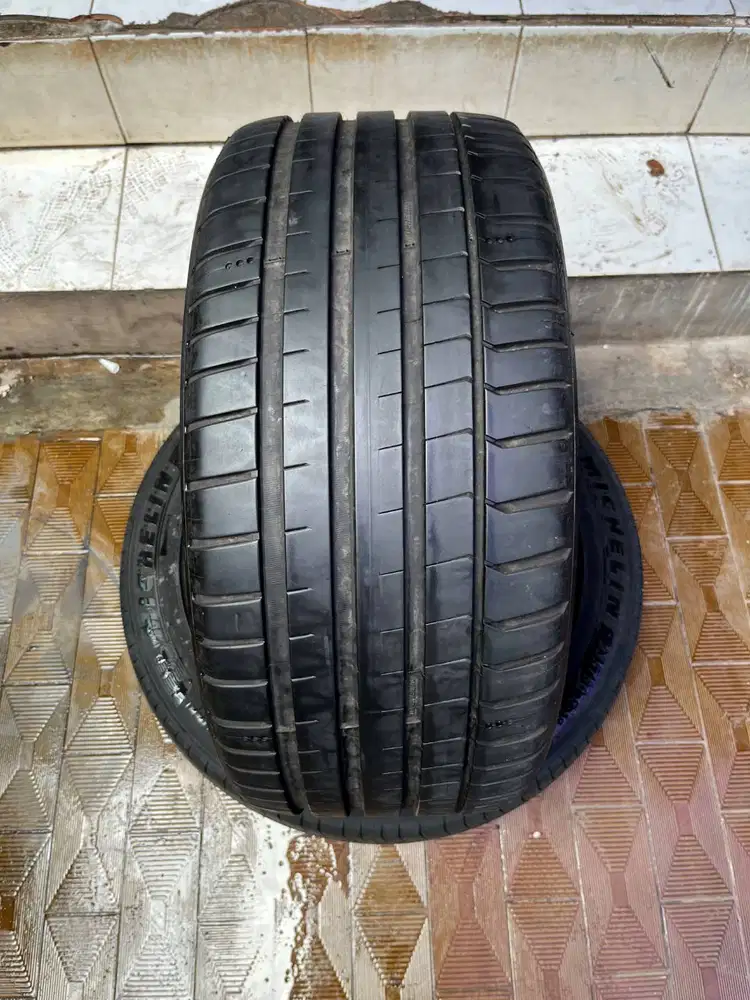 Ban Michelin Pilot Sport 5 245 40 r18 1Pcs