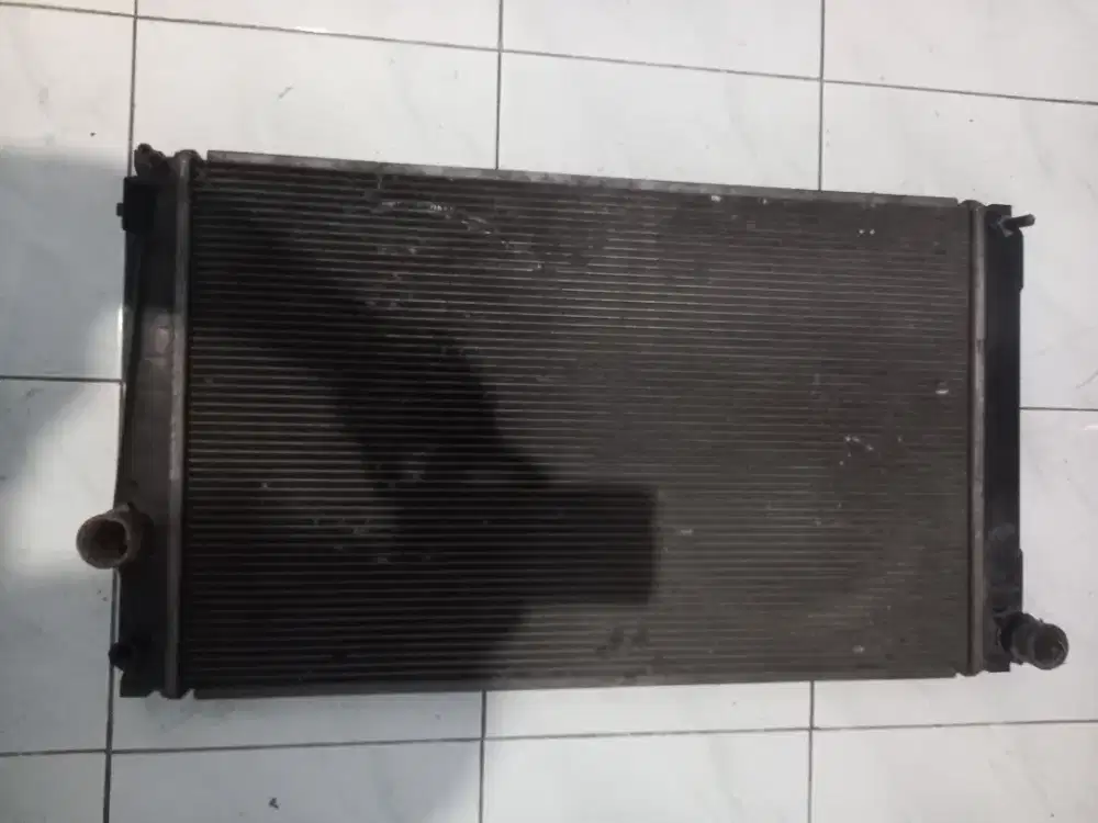 Radiator original toyota alphard 2012 2400 cc