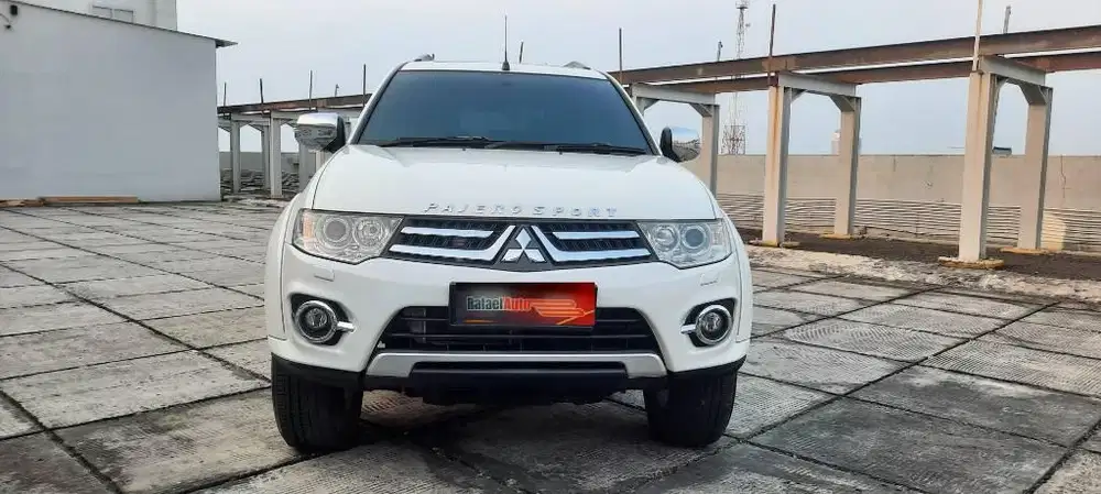 Pajero Sport 2.5 VGT Diesel A/T 2015. Pajak Nov 2026,  Service Resmi