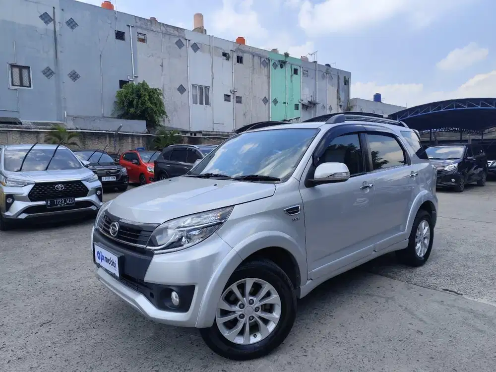 DP MURAH - Daihatsu Terios 1.5 R Bensin-MT 2016