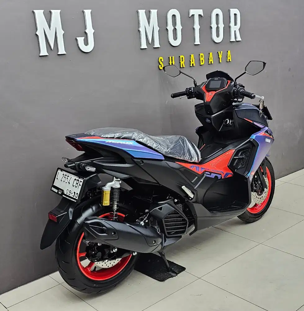 Yamaha  Aerox  ALPHA CYBER CITY ABS tahun 2025 // KREDIT DP 4 JT