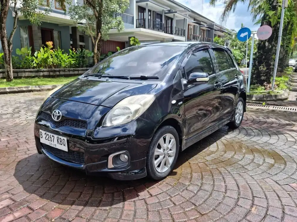 Toyota Yaris E Matic 2012 kondisi istimewa dp minim