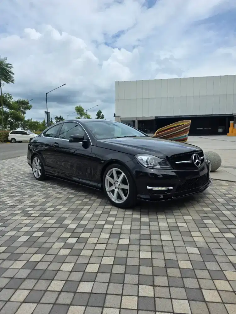 C250 Coupe 2012 C 250 LOW ODO