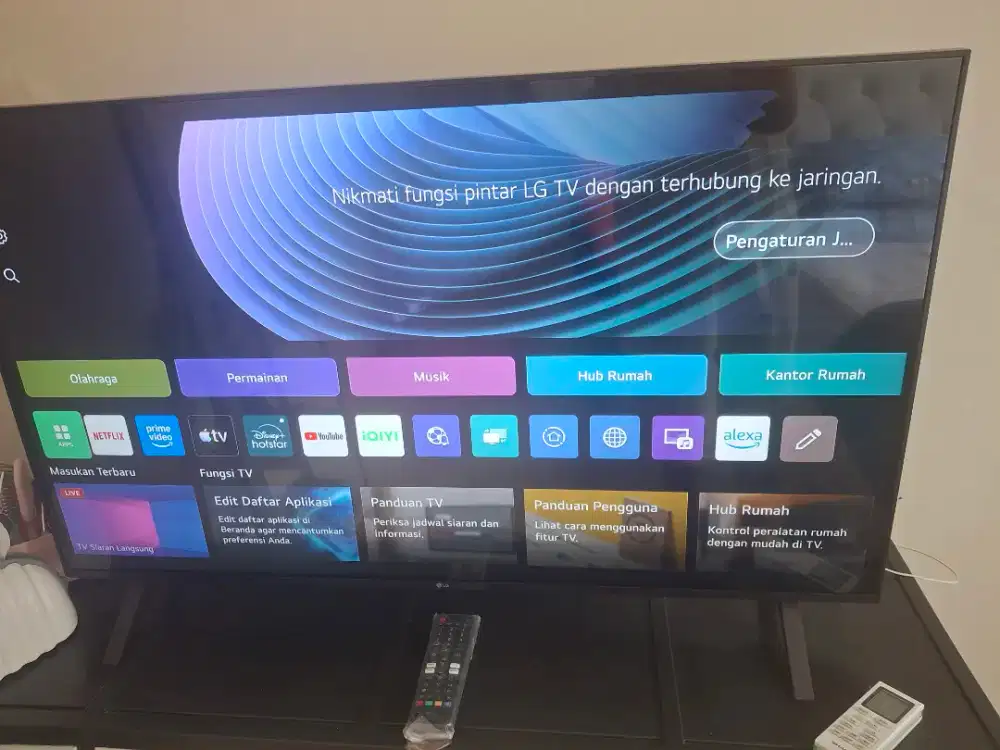 F/LG SMART LED TV UHD 4K 43 inch 43UR 7500PSC