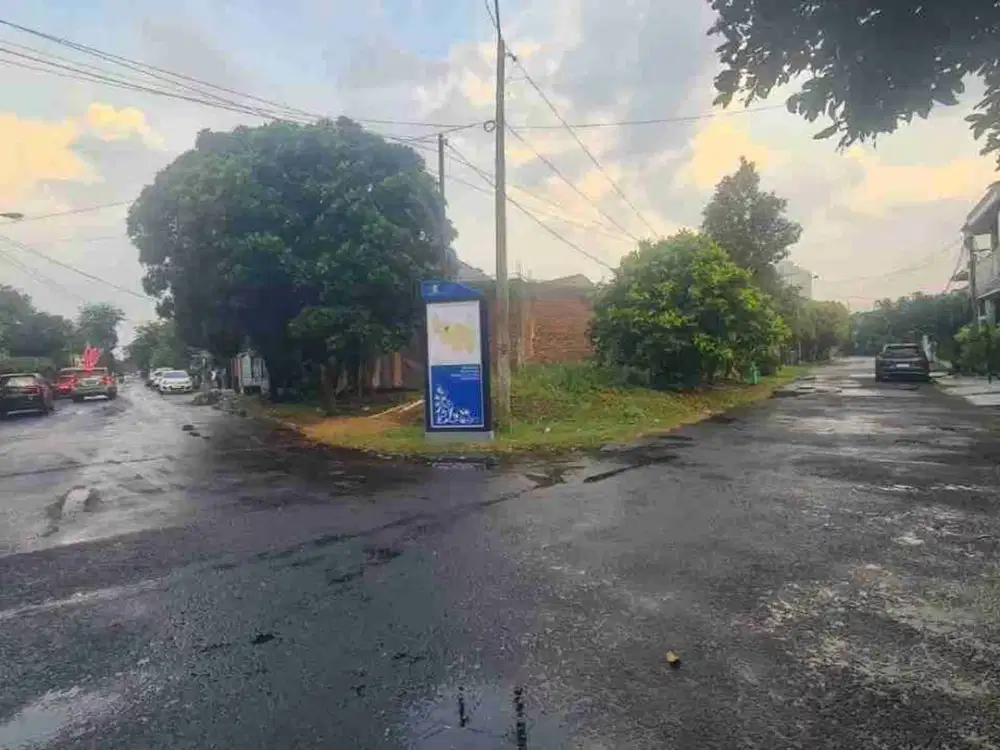 Tanah Posisi Hook di dlm Komplek Kawaluyaan