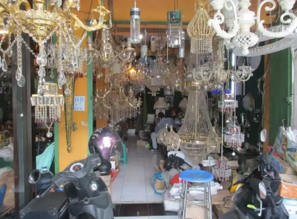 Rumah Usaha Dekat Gunawangsa Manyar