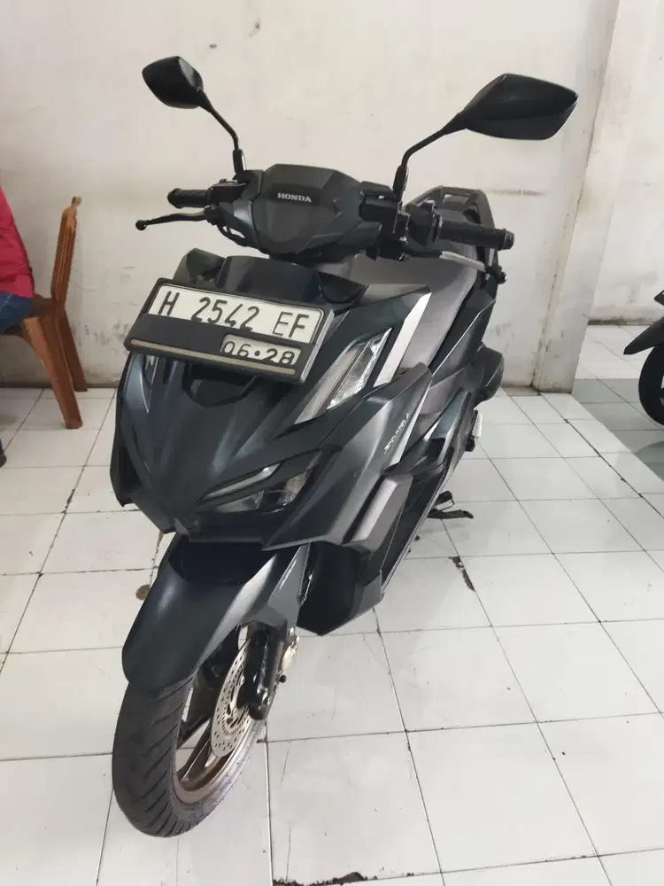 DJ VARIO 160 ABS 2023 ISTIMEWA