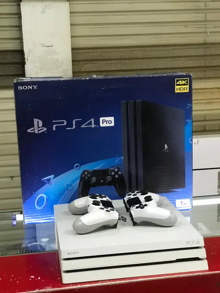 PS4 Pro 1TB White Fullgame

Firmware 12.02