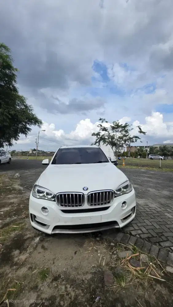 Dijual mobil BMW, masih seperti baru. Sangat terawat