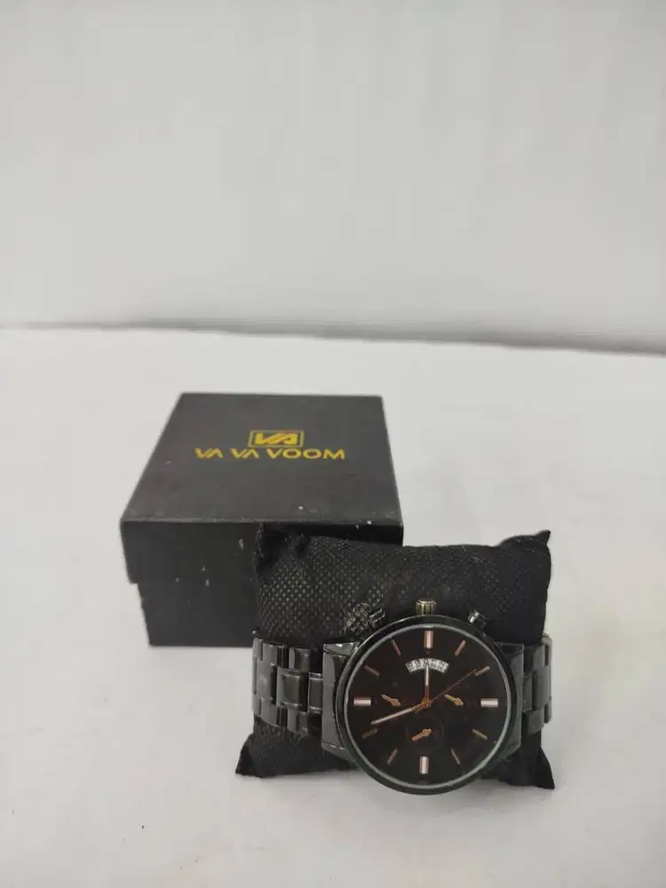 JAM TANGAN MERK VAVAVOOM