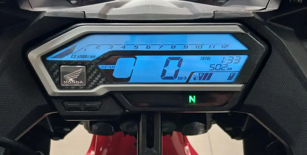 KM 500 PERAK, CBR 150 R 2018, 99% GRESS SEPERTI BARU, MUHSHI MOTOR.