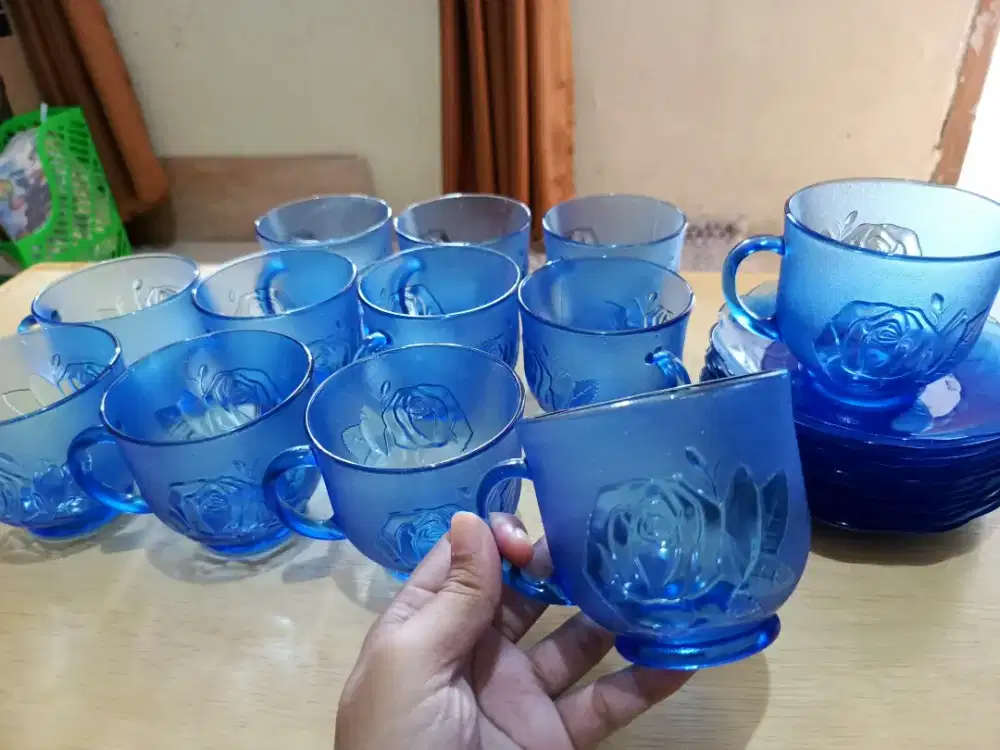 Dijual Set Cangkir Teh Beserta Piring Kaca