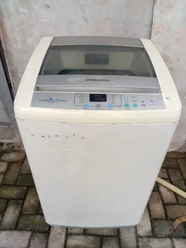 Mesin cuci electrolux 8kg otomatis