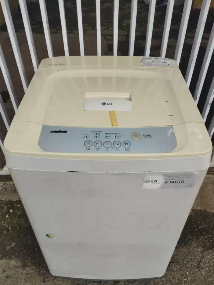 Mesin cuci LG 8kg otomatis