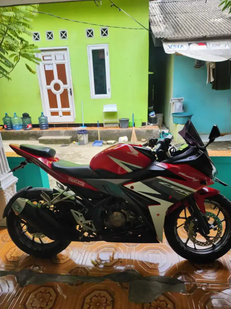 Jual motor murah cbr 150 2017