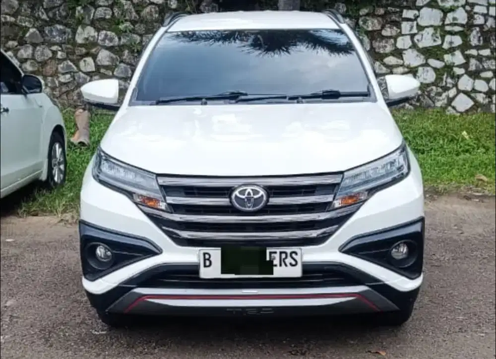 Jual rush sporty 2019 akhir matic