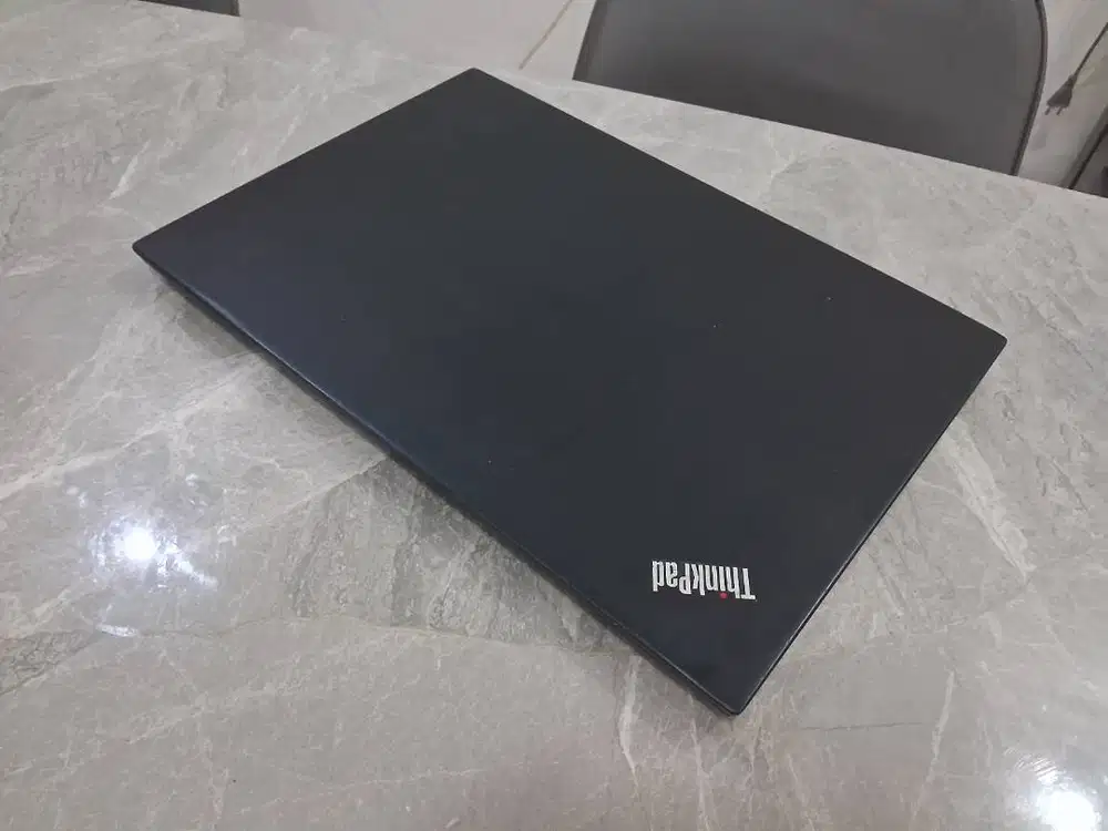 Laptop i5 Gen 7 8GB SSD 256 TOUCHScreen FHD LENOVO ThinkPad T570 GRNSI