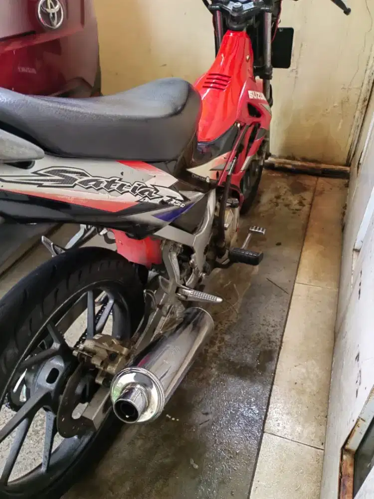 Suzuki satria Cbu Thailand 2005