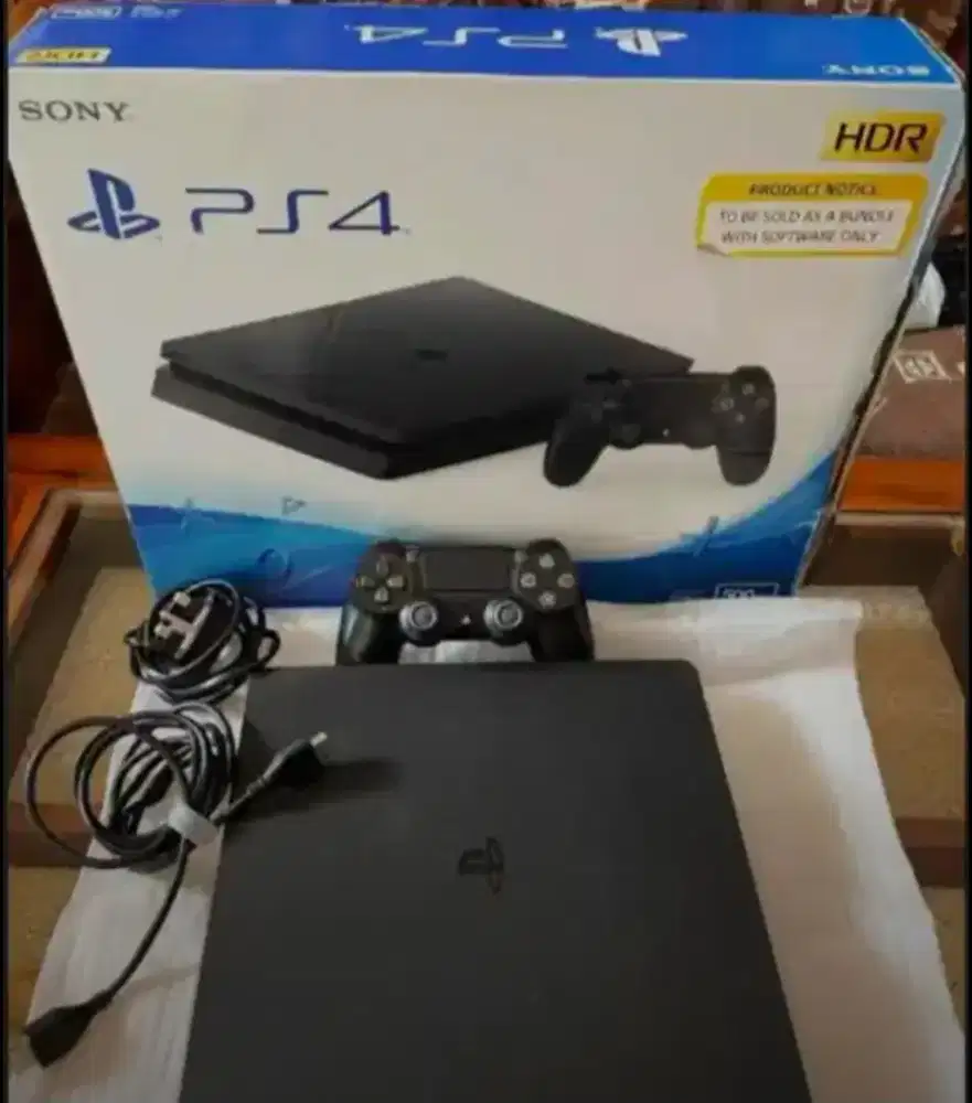Play Station PS 4