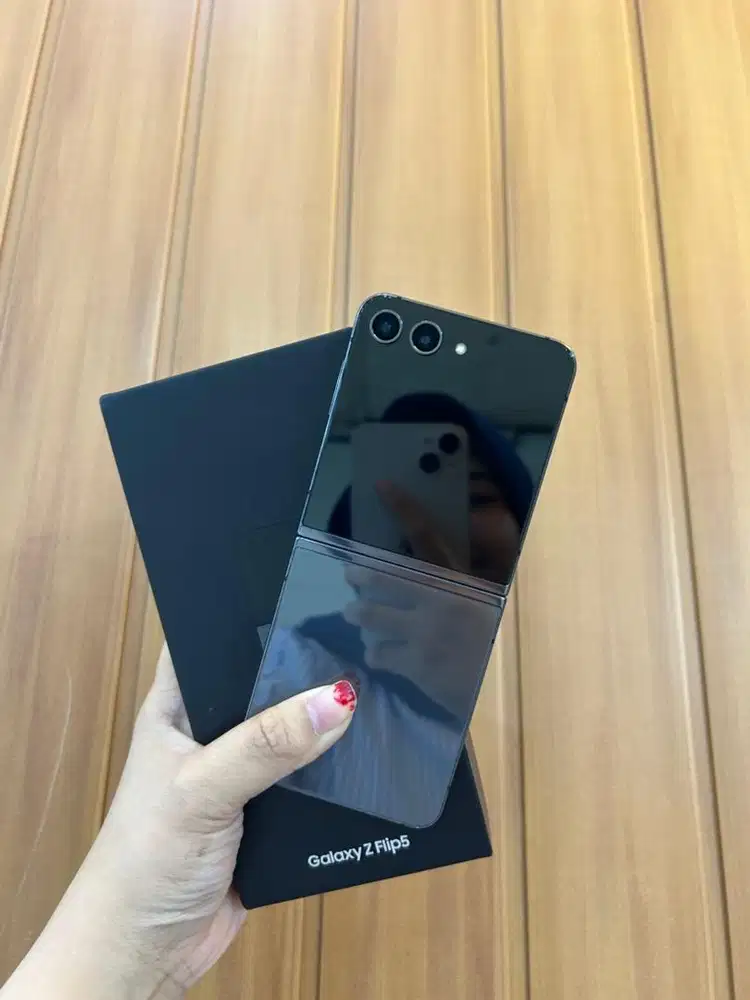 samsung Galaxy Z Flip 5 5G 8/512GbFullset ori