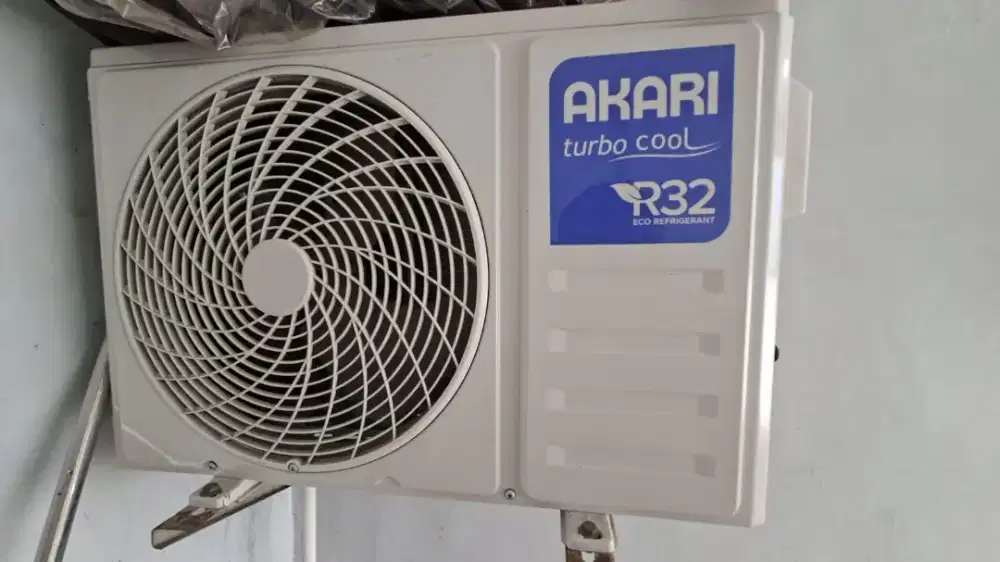Ac akari 1 PK kondisi bagus dan dingin