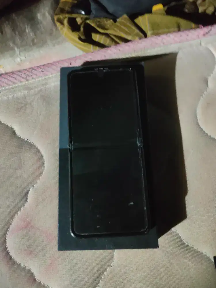 Samsung galaxy z flip 3 5g