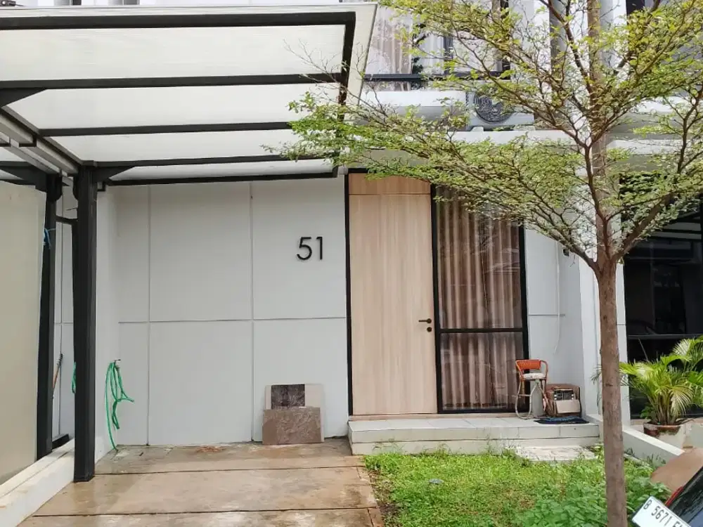 Dijual Rumah 2 Lantai Waterfront Lippo Cikarang ( OVER CREDIT)