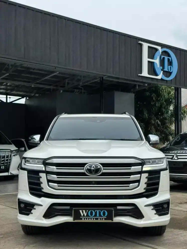 [ READY ] All New Land Cruiser 300 VXR 4x4 AT NIK 2024