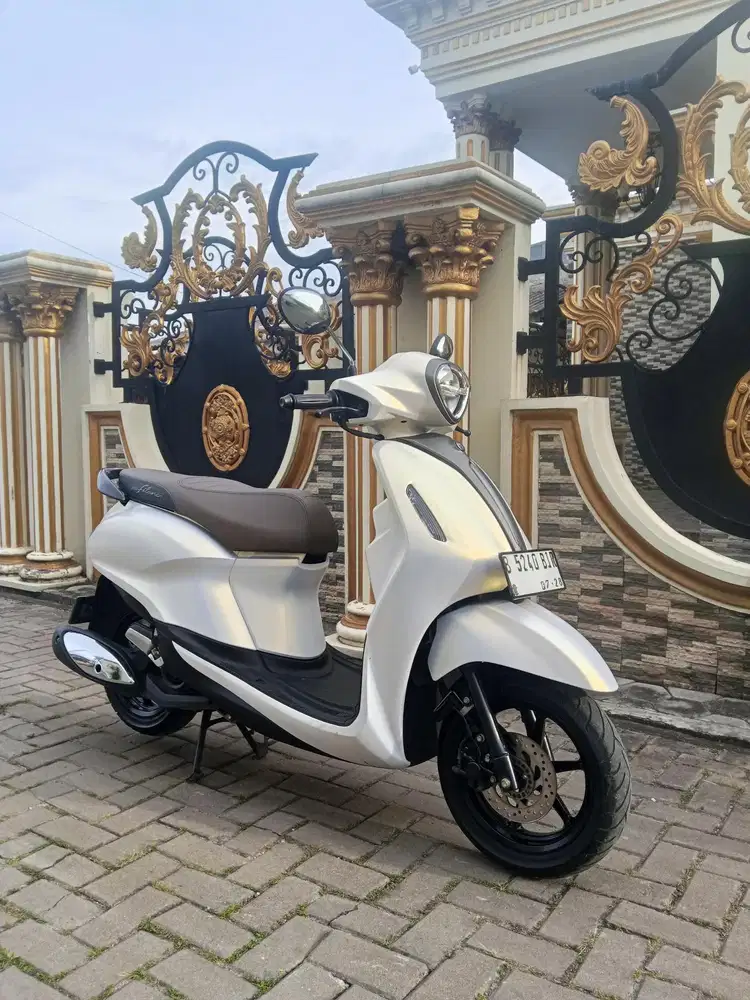 YAMAHA NEW GRAND FILANO LUX 2023