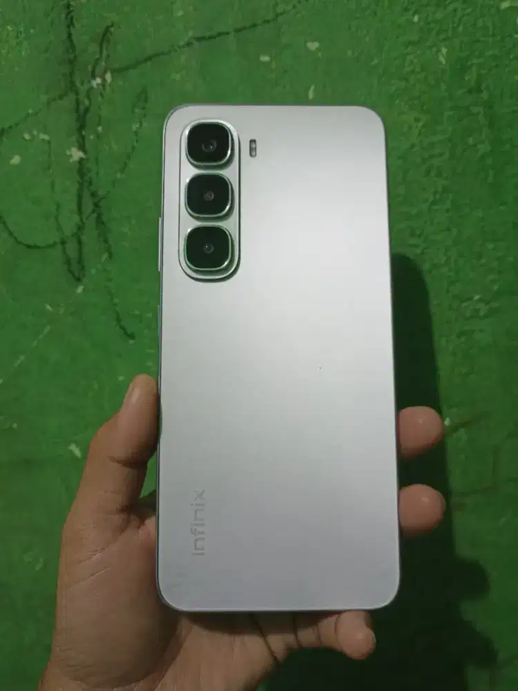 INFINIX HOT 60i LIKE NEW