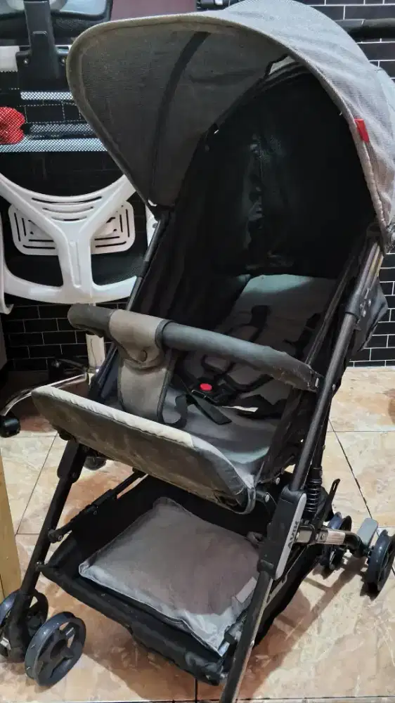 Stroller anak merek avik
