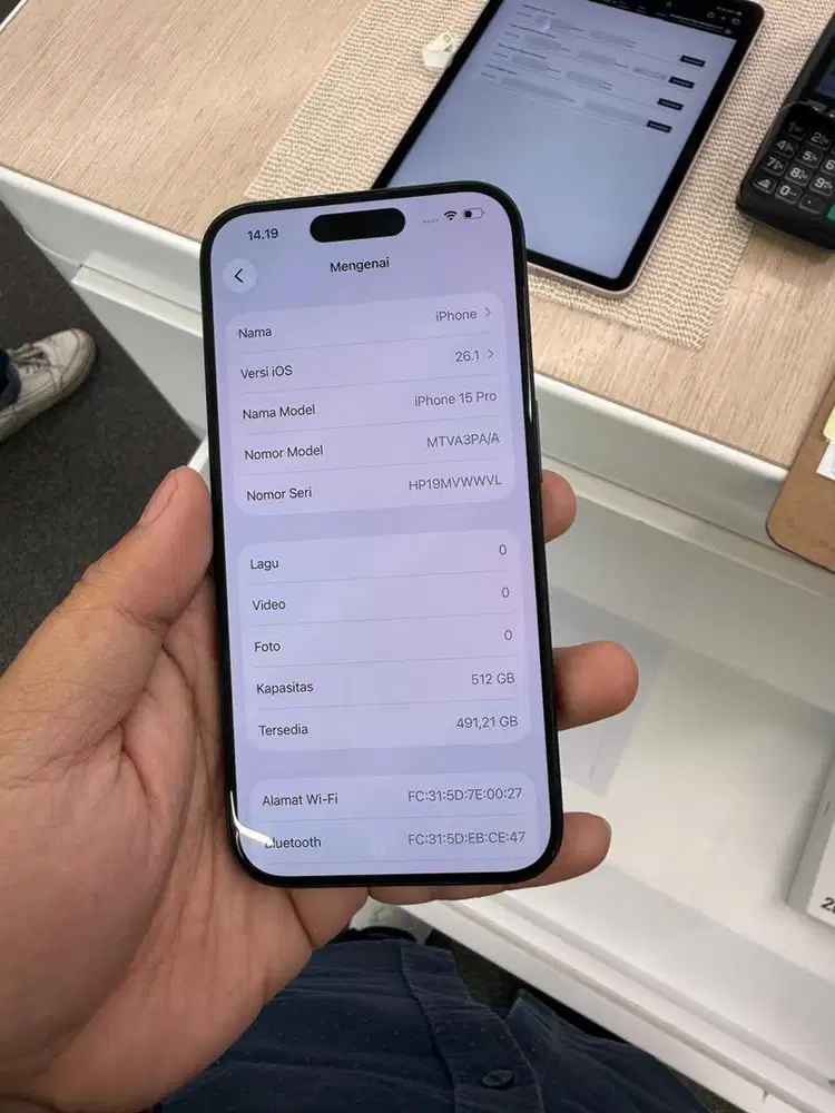 kredit iphone 15 pro 512GB ibox Bh 84% proses cepat