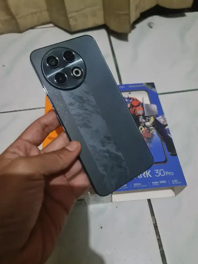 Tecno spark 30 pro 8/128 resmi Indonesia garansi on