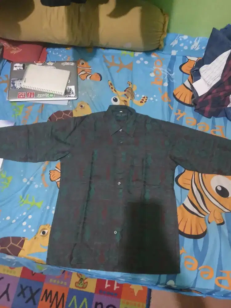 Kemeja lengan panjang pria