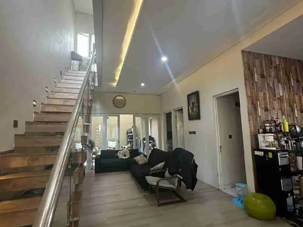 Di jual rumah minimalis modern di perumahan elit buah batu Bandung